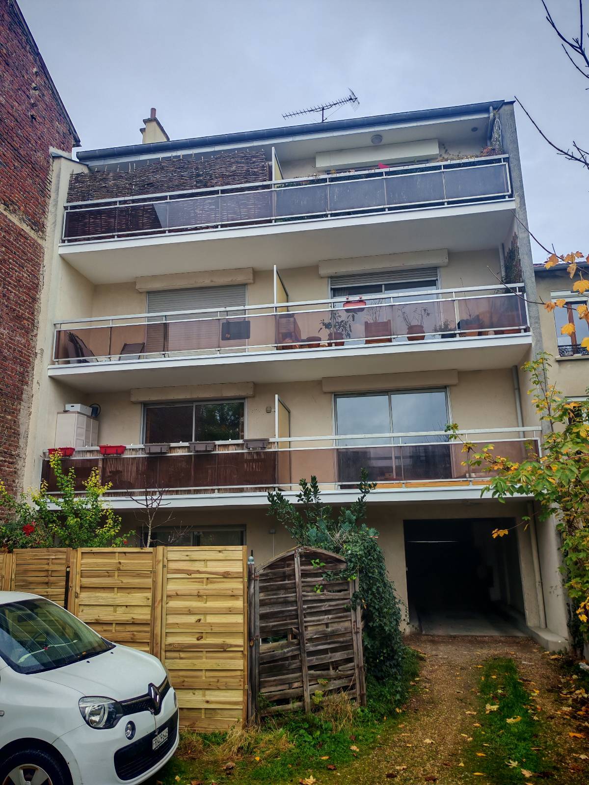 Lire la suite à propos de l’article Rénovation et protection des nez de balcons – Alfortville (94)